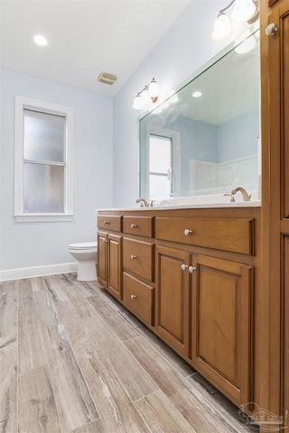 1859 Summit Blvd, Pensacola, FL 32503