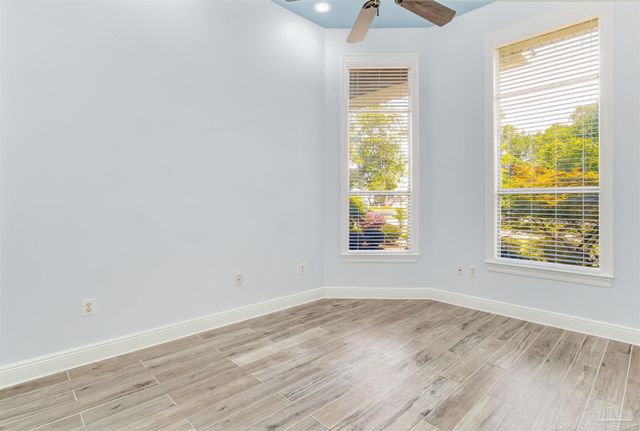 1859 Summit Blvd, Pensacola, FL 32503