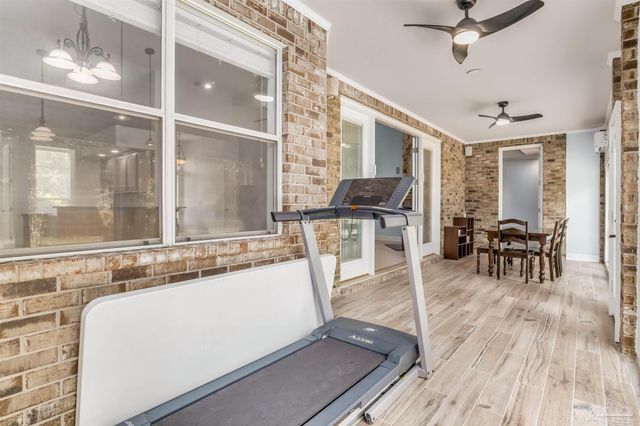 1859 Summit Blvd, Pensacola, FL 32503