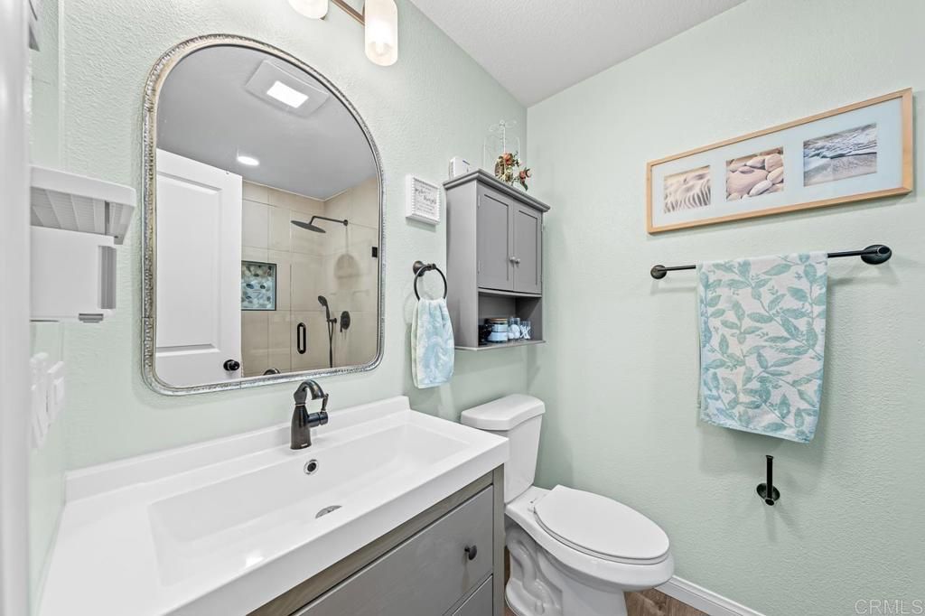 Image 19 of property listing at 1640 Maple Drive 16, Chula Vista, CA 91911