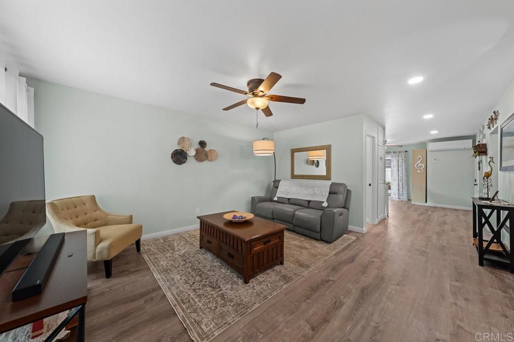 Image 9 of property listing at 1640 Maple Drive 16, Chula Vista, CA 91911