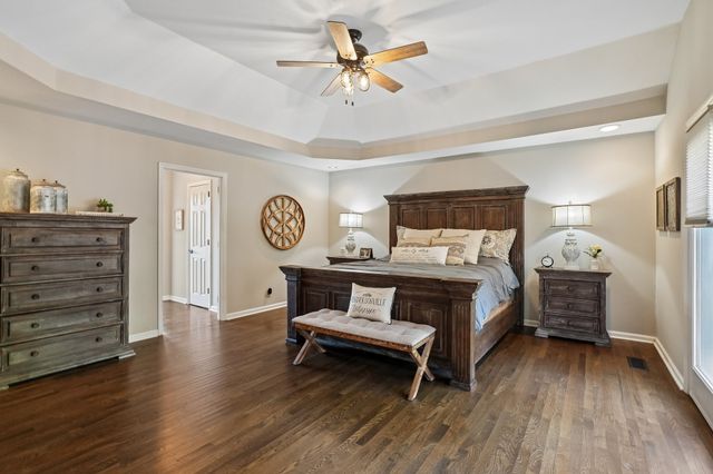 103 Green Meadows Dr, Hendersonville, TN 37075
