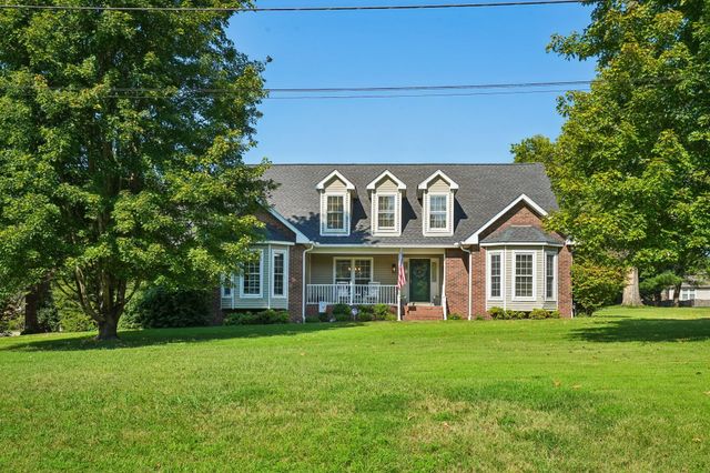 103 Green Meadows Dr, Hendersonville, TN 37075