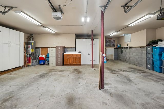 103 Green Meadows Dr, Hendersonville, TN 37075
