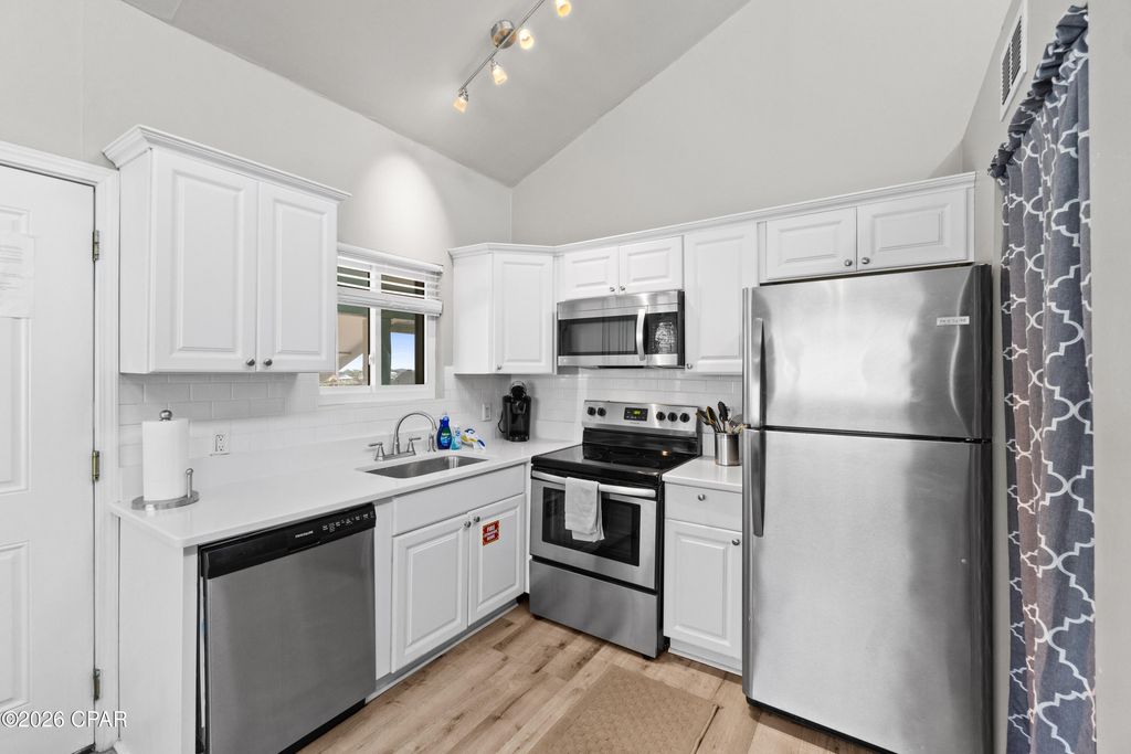 Image 7 of property listing at 17214 Front Beach Road 5A, Panama City Beach, FL 32413