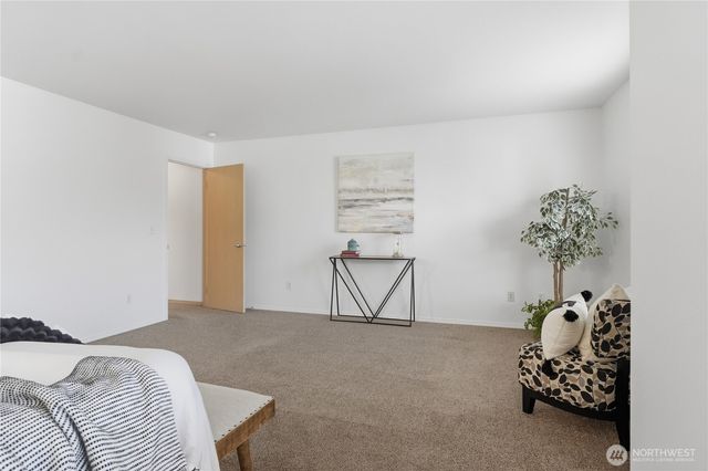 612 114th Street E, Tacoma, WA 98445