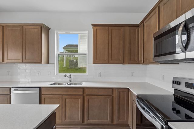 3280 Barrel Oak Pass, Columbia, TN 38401
