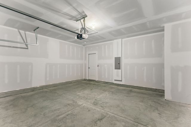 3280 Barrel Oak Pass, Columbia, TN 38401
