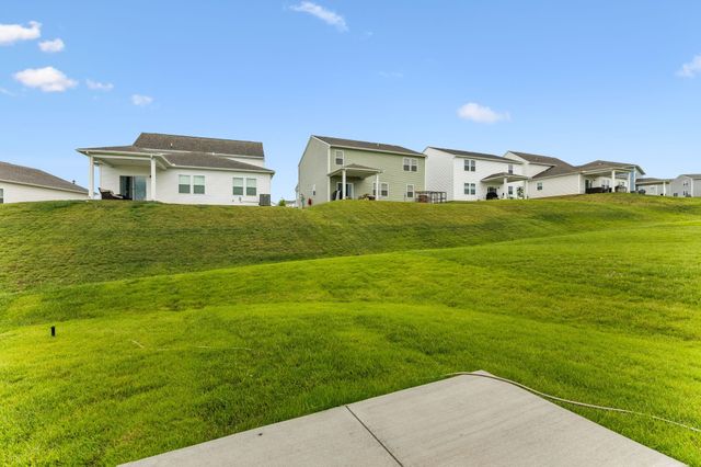 3280 Barrel Oak Pass, Columbia, TN 38401