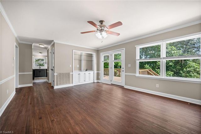 4341 Becks Park Lane, Winston-salem, NC 27106