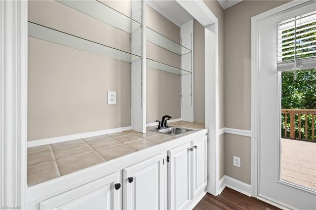 4341 Becks Park Lane, Winston-salem, NC 27106