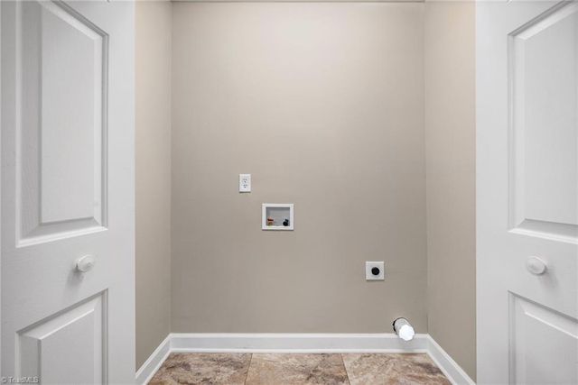 4341 Becks Park Lane, Winston-salem, NC 27106