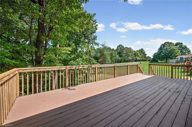 4341 Becks Park Lane, Winston-salem, NC 27106