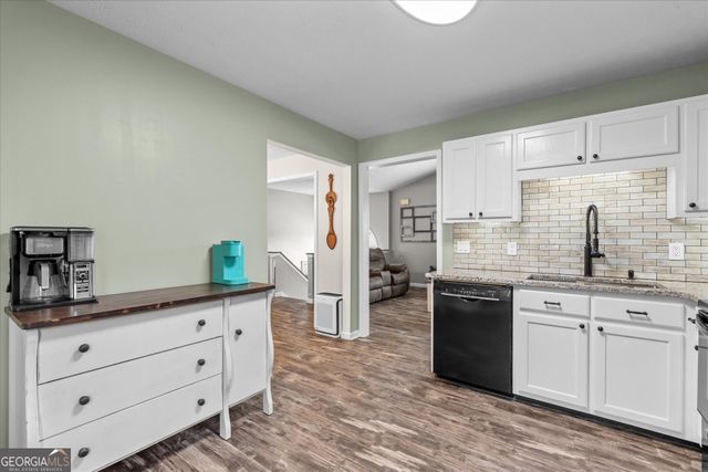 640 Twin Oaks Lane, Dallas, GA 30157