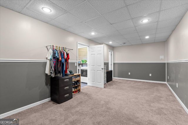 640 Twin Oaks Lane, Dallas, GA 30157