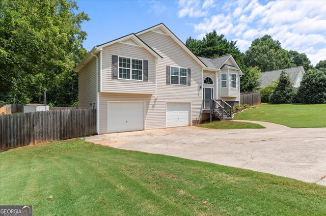 640 Twin Oaks Lane, Dallas, GA 30157