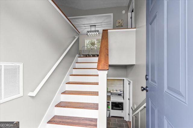 640 Twin Oaks Lane, Dallas, GA 30157
