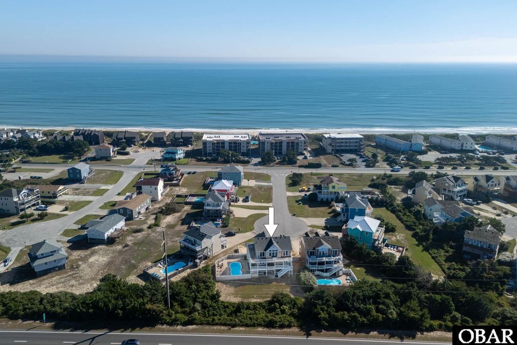 Image 2 of property listing at 112 Sandpebble Court, Nags Head, NC 27959