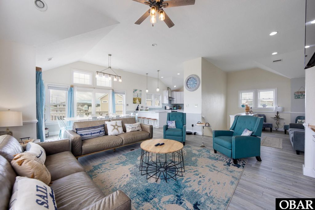 Image 7 of property listing at 112 Sandpebble Court, Nags Head, NC 27959