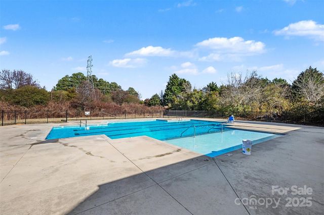 4023 Northerly Island Court, Gastonia, NC 28056