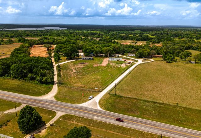 138 PR 5493, Mexia, TX 76667
