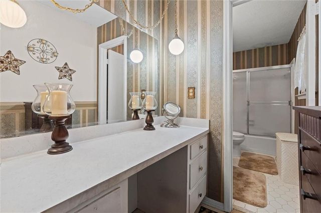 2251 Hillcrest Road, Mobile, AL 36695