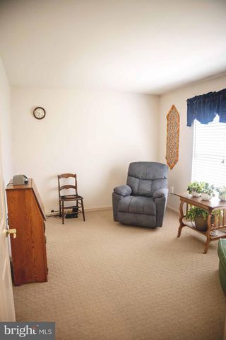 613 BLUEBERRY LN, Lebanon, PA 17046