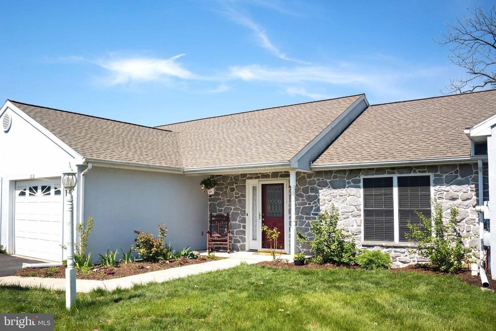 613 BLUEBERRY LN, Lebanon, PA 17046