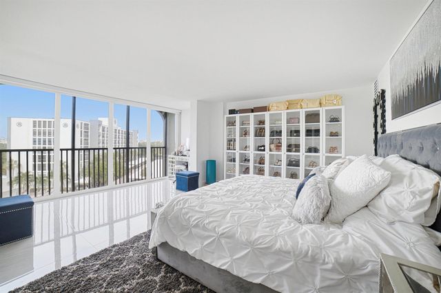 1627 Riverview Road 615, Deerfield Beach, FL 33441