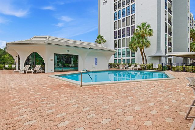 1627 Riverview Road 615, Deerfield Beach, FL 33441