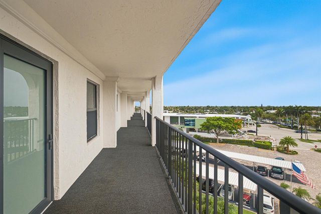 1627 Riverview Road 615, Deerfield Beach, FL 33441
