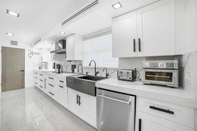 1627 Riverview Road 615, Deerfield Beach, FL 33441