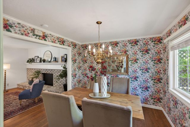 3527 Jomar Dr, Napa, CA 94558