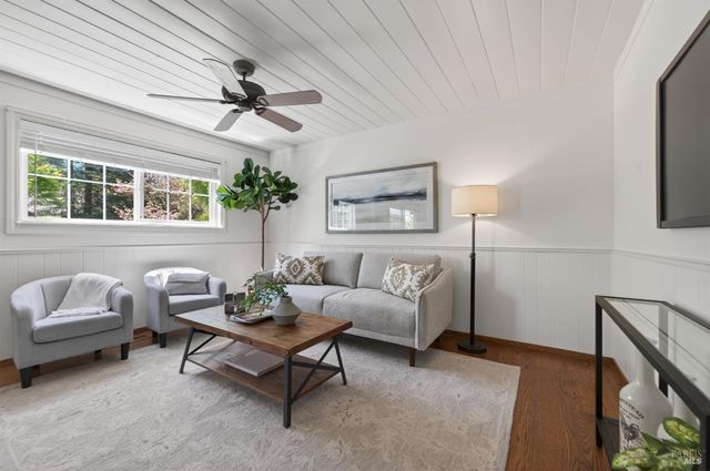 3527 Jomar Dr, Napa, CA 94558