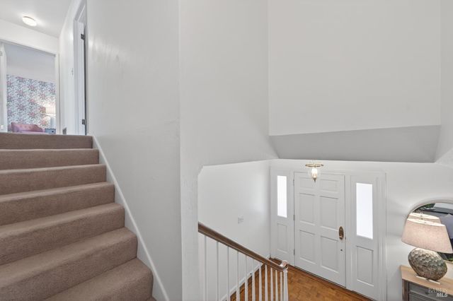 3527 Jomar Dr, Napa, CA 94558