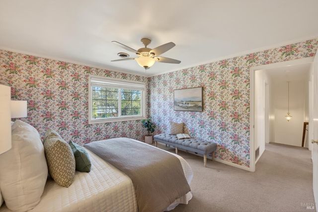 3527 Jomar Dr, Napa, CA 94558