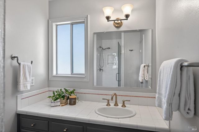 3527 Jomar Dr, Napa, CA 94558