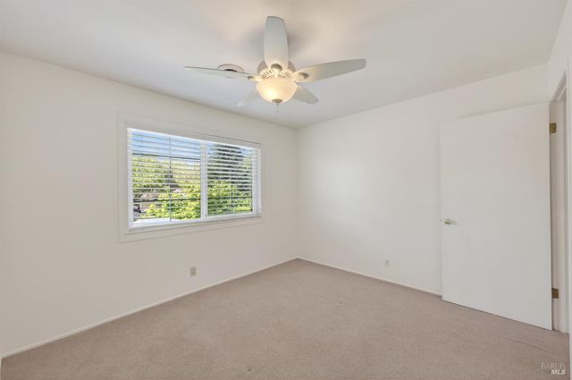 3527 Jomar Dr, Napa, CA 94558