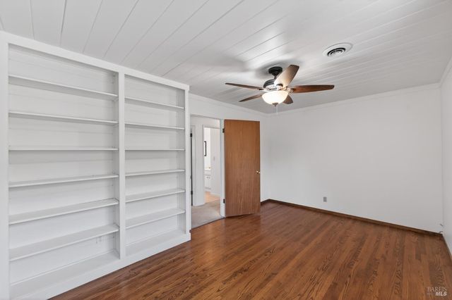 3527 Jomar Dr, Napa, CA 94558