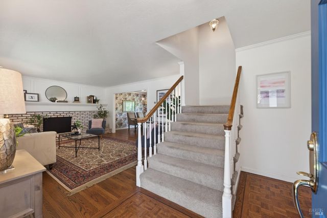 3527 Jomar Dr, Napa, CA 94558