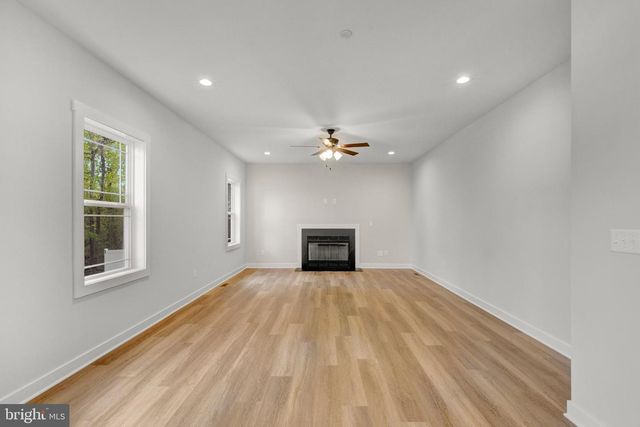 13 LUKE DR, Pasadena, MD 21122