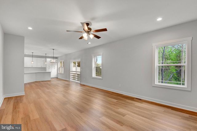 13 LUKE DR, Pasadena, MD 21122
