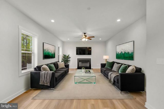13 LUKE DR, Pasadena, MD 21122