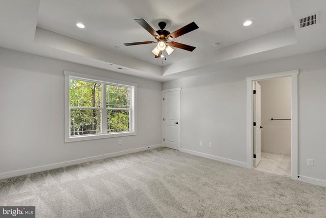 13 LUKE DR, Pasadena, MD 21122