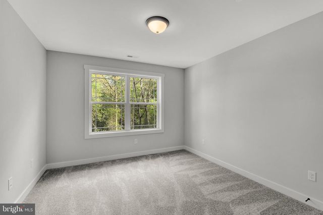 13 LUKE DR, Pasadena, MD 21122