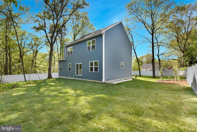 13 LUKE DR, Pasadena, MD 21122