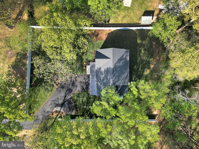 13 LUKE DR, Pasadena, MD 21122