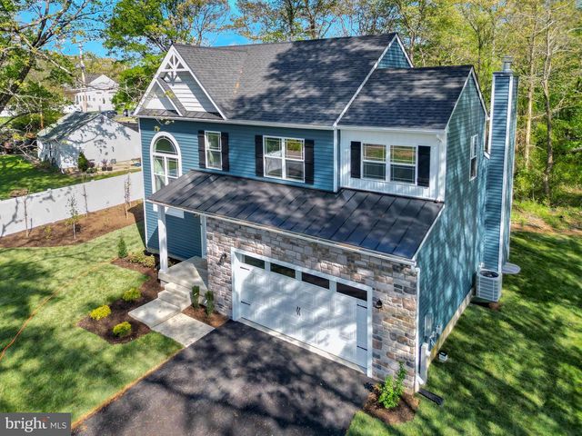 13 LUKE DR, Pasadena, MD 21122