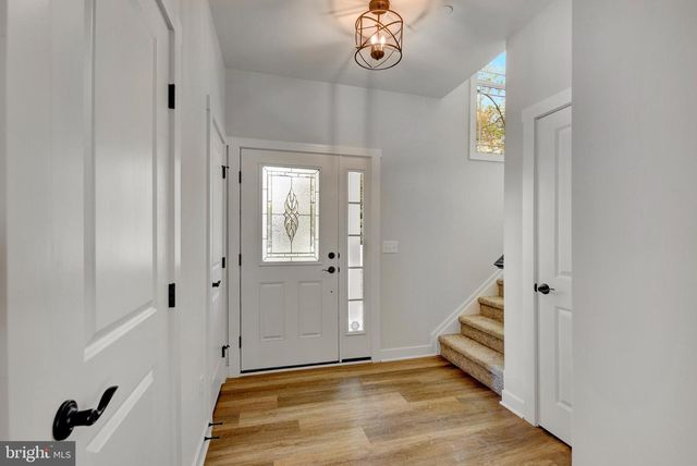 13 LUKE DR, Pasadena, MD 21122