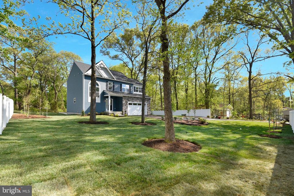 13 LUKE DR, Pasadena, MD 21122